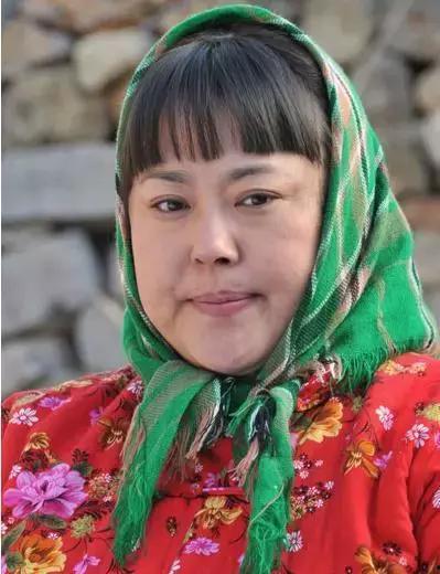 李菁菁最新爆料摔碗事件,揭秘娱乐圈幕后真相  第3张