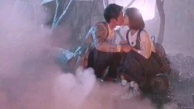 久久亲亲在线观看,浪漫邂逅，在线见证甜蜜瞬间  第2张